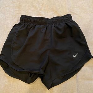 Black Nike dri fit shorts XS
